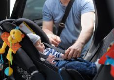 توصیه هایی برای انتخاب و استفاده از صندلی کودک در ماشین
